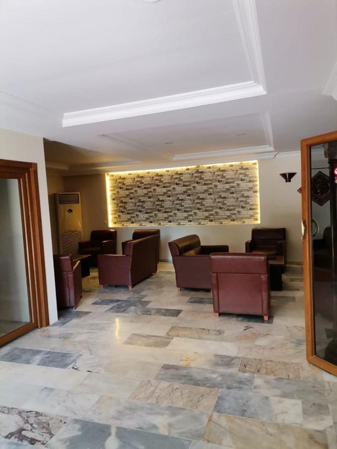 Side Oezguerhan Hotel Buitenkant foto