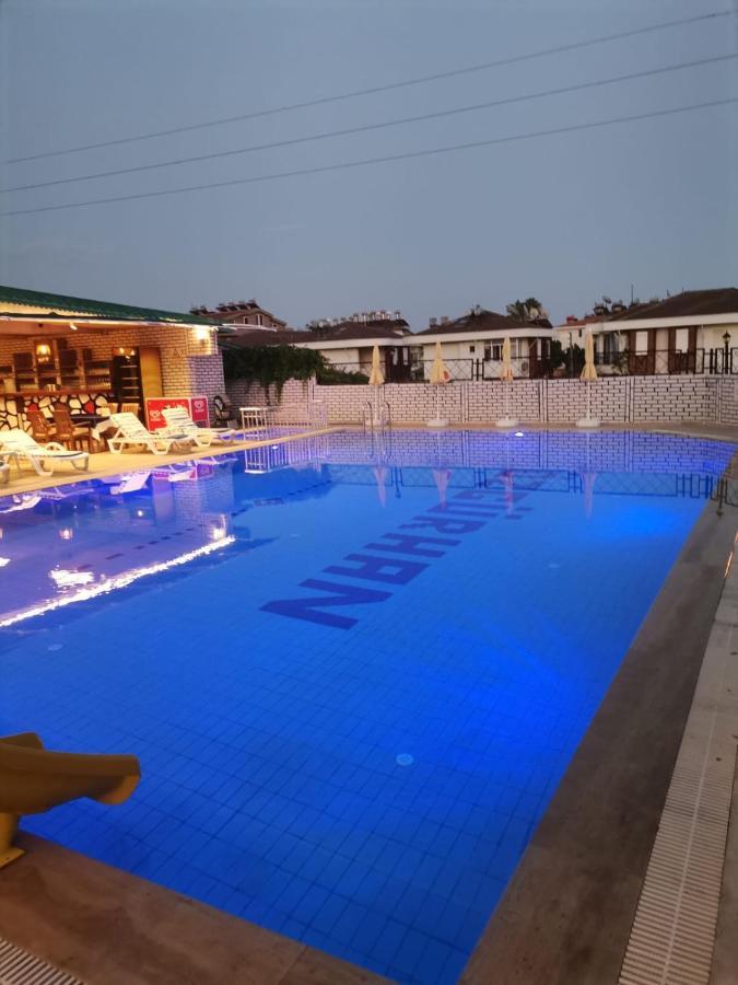 Side Oezguerhan Hotel Buitenkant foto