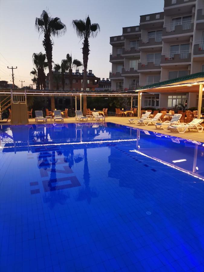 Side Oezguerhan Hotel Buitenkant foto